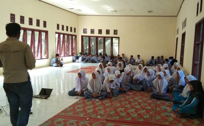 b409e0e0-09bc-4145-a575-40cb9aa06843