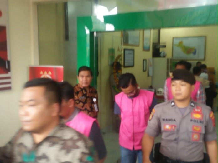 7375c096-9642-4869-b25b-a84348a5cbab