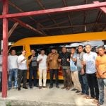 Irmawan Serahkan Bantuan Bus Sekolah Untuk Aceh Selatan