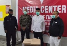 Ketua DPRA Sambangi dan Salurkan Bantuan di Posko Covid-19 Pidie Jaya