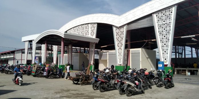 Suasana hari pertama dibukanya pasar Gemilang Lamdingin, Banda Aceh, Senin (15/6/2020) (foto/Rianza)