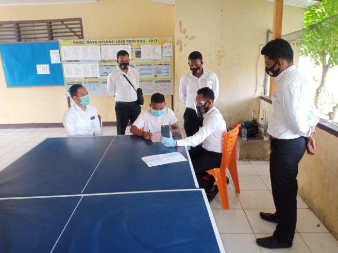 f1976610-24fc-4c53-95c3-848827da5e59