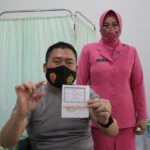 Seusai Divaksin, Kapolres Aceh Utara Yakinkan Vaksinasi Aman dan Halal