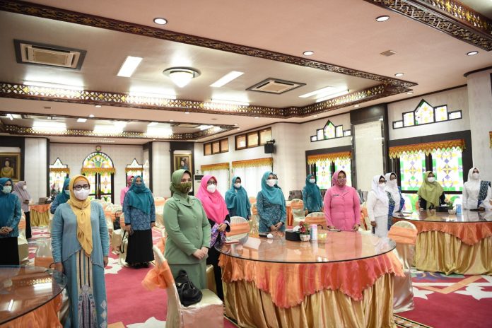 Ketua TP-PKK Aceh Dyah Erti Idawati