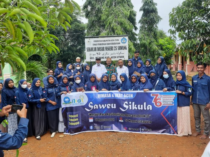 Syech Fadil Saweu Sikula - Foto Bersama