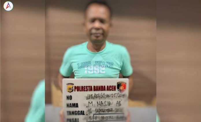 Gelapkan Uang Pengurusan Proyek