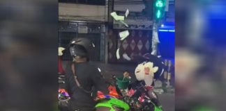 Youtuber Nodie Wakgenk Lempar Segepok Uang