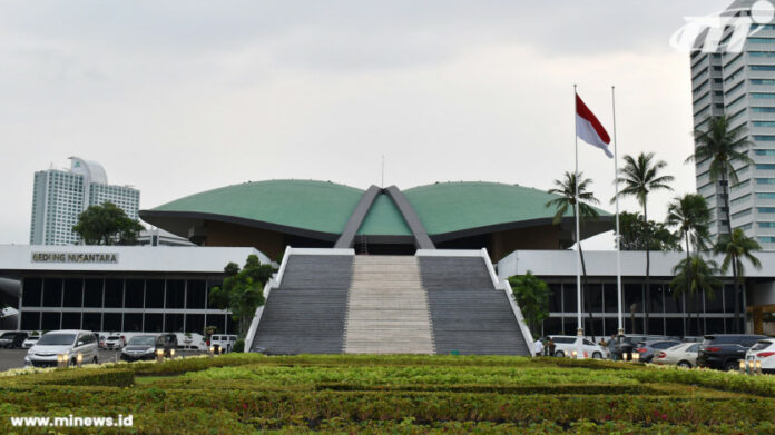 gedung DPR
