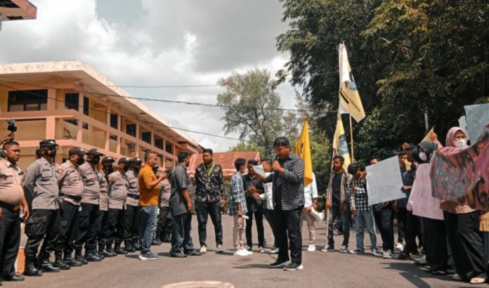 6e8c881cb0b92420046acc24370041b8