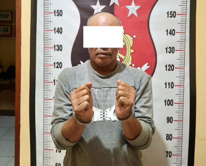 fbb28b4e50695181ac6c562e0da1ce4c