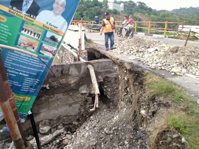 4c4332c07237679b5fd518c7282b3350