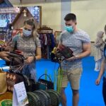 Pejabat Kedubes Rusia dan Bule Eropa Minati Produk Kerajinan Motif Pase di Inacraft 2023