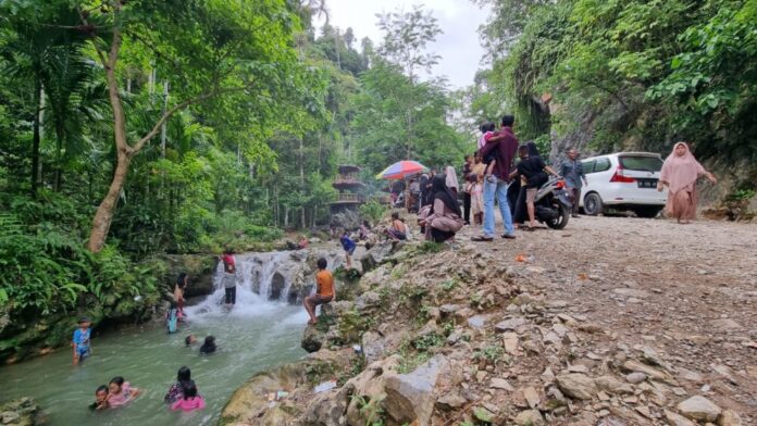 af22e3fcbe2f34b4a5c1a7e2a807a64f