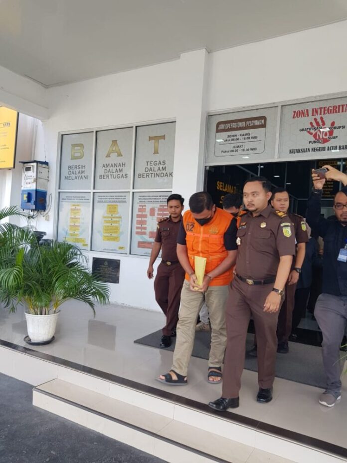 d4f3acc20441e10d6dba6303b953eafd