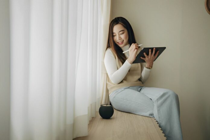 Mengakses informasi di dalam awan