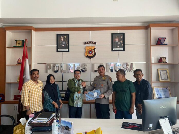 85cd6b4d692720a64bb9a25563df963e