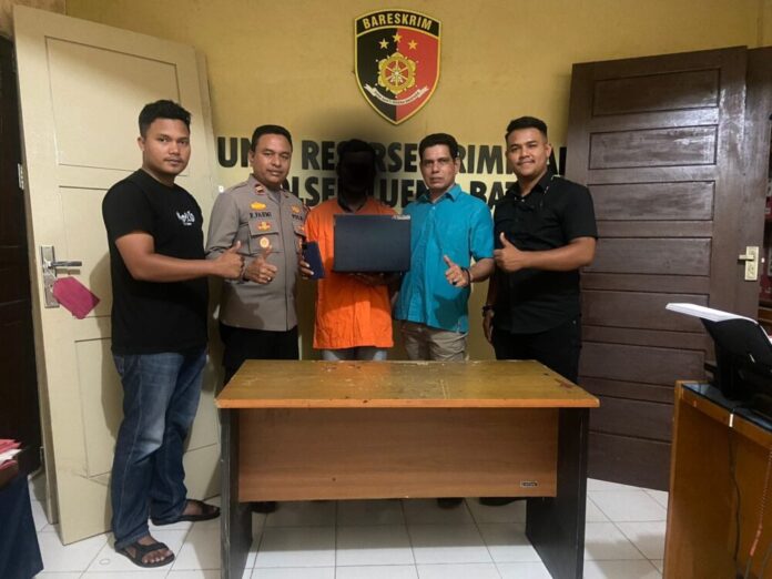 fb50adcb429a1e6ea7dc7fa1dfebc84c