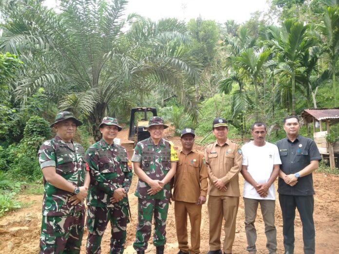 09554698602fbf60bb155fa41e7d7860