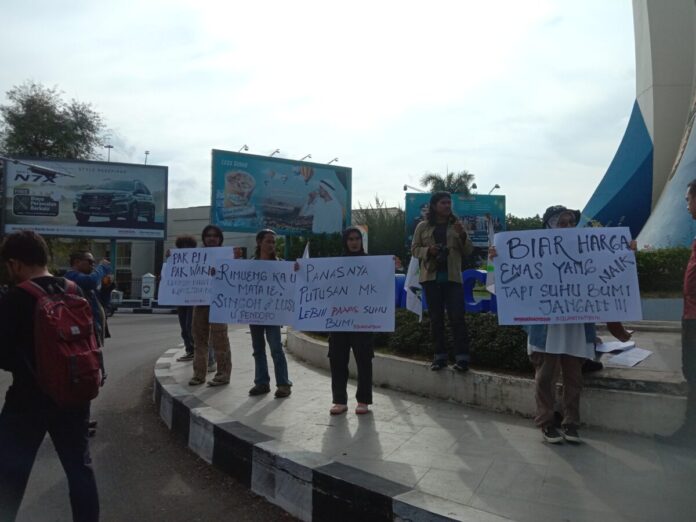 f2b60df62c46b4c890b3e4562b9573ca