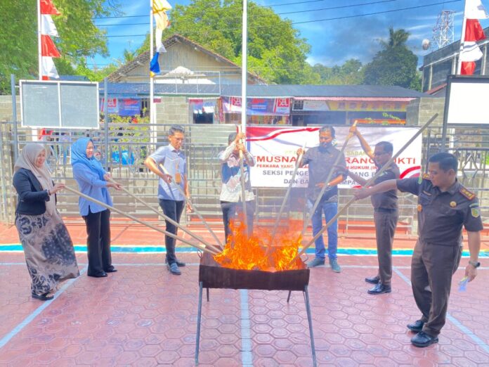 7010f3b32da5eae9671eb29a77462a43