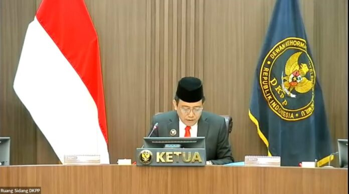 5a13bb51db339774c340f8e9d944417e