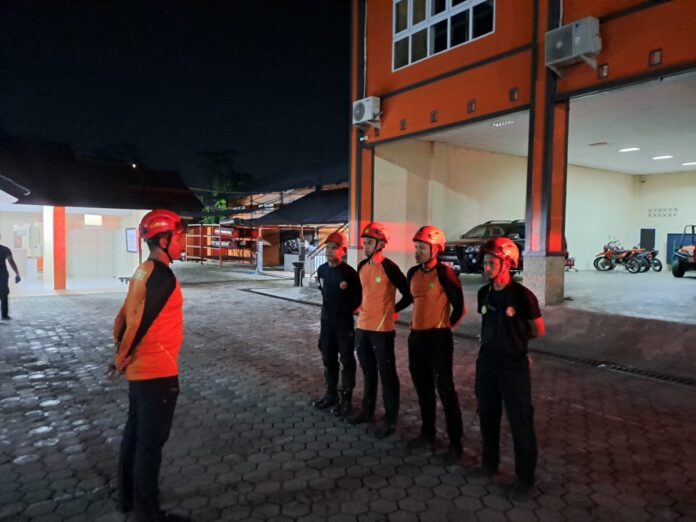 4c221c9d729c74f11c70242741386b92