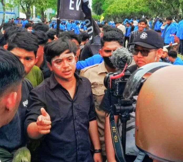 1a24996b8104deb623224c2b5942f394