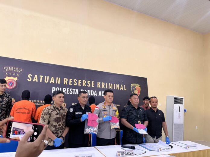 f098c525b09653c7aa7c7d387533b647