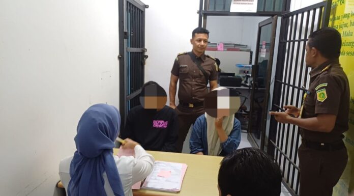 Enam Tersangka Ikhtilat Dilimpahkan ke Kejari Banda Aceh